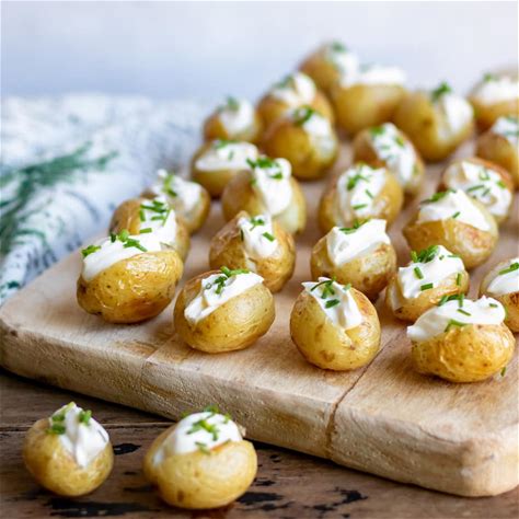 mini-baked-potatoes-veggie-desserts image