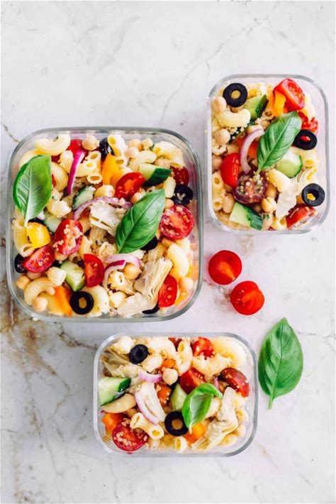 mediterranean-quinoa-pasta-salad-vegan-nutriciously image