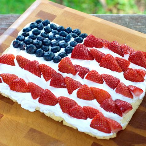 american-flag-fruit-pizza-gluten-free-the-soccer image