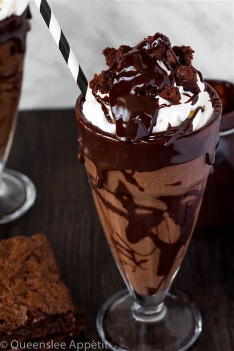 brownie-milkshake-recipe-queenslee-apptit image
