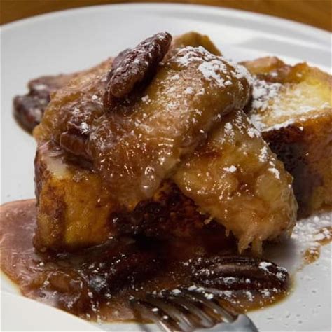 french-toast-roast-with-bananas-and-walnuts image