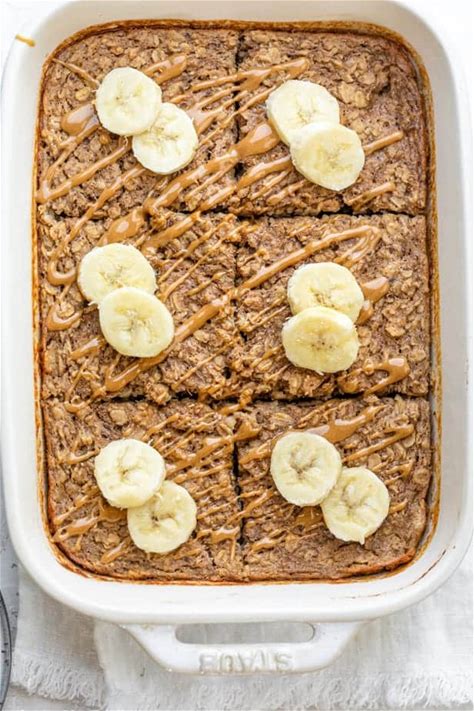 banana-baked-oatmeal-vegan-easy-feelgoodfoodie image