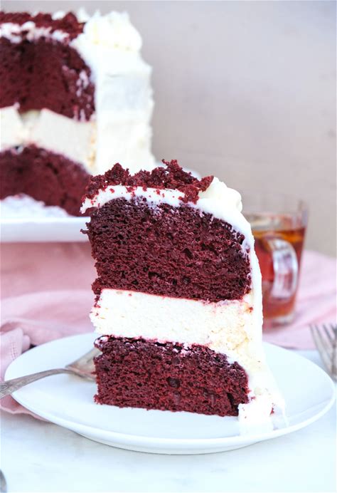 the-ultimate-red-velvet-cheesecake-cake image