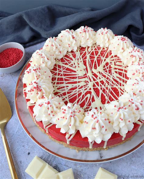 red-velvet-cheesecake-no-bake-the-baking-explorer image
