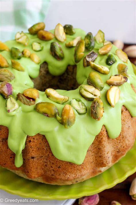 pistachio-bundt-cake-greedy-eats image