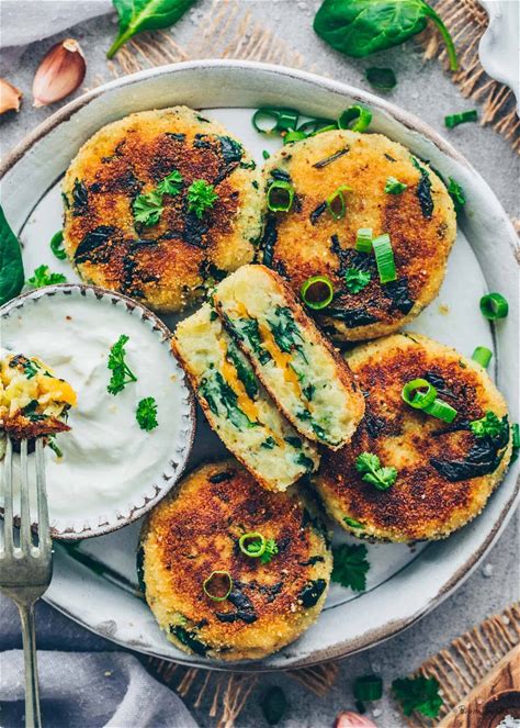 spinach-potato-cakes-with-vegan-cheese-filling image
