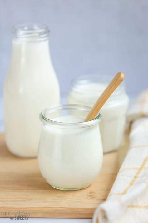 buttermilk-substitutes-5-options-celebrating-sweets image