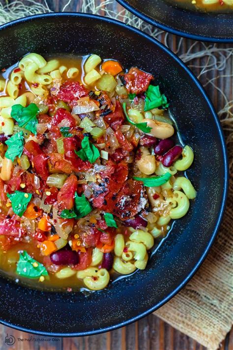 easy-vegetarian-pasta-fagioli-recipe-the image