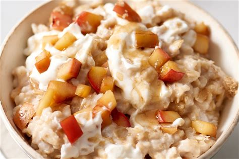 how-to-cook-oatmeal-in-the-slow-cooker-easy image