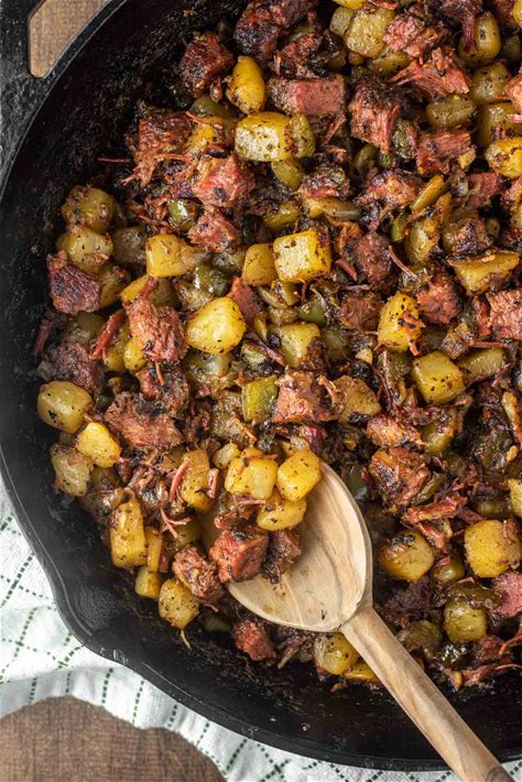 homemade-corned-beef-hash-recipe-chisel-fork image