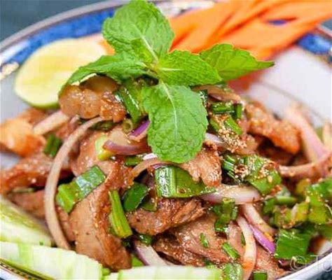 easy-authentic-thai-beef-salad-recipe-nam-tok image