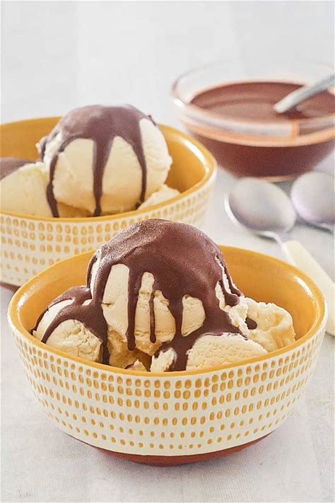 homemade-magic-shell-chocolate-ice-cream-topping image
