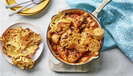 thirty-garlic-cloves-chicken-with-roti-jalla-recipe-bbc image