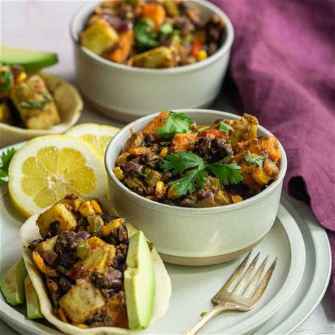 all-purpose-tex-mex-sweet-potatoes-with-beans image