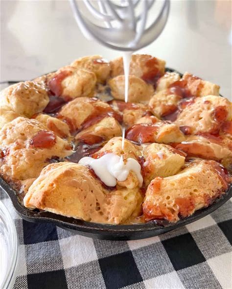peanut-butter-and-jelly-skillet-monkey-bread-easy image
