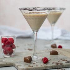 chocolate-vodka-martini-love-in-my-oven image