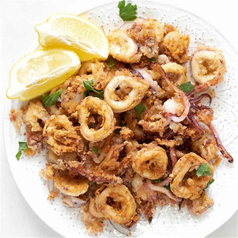 italian-fried-calamari-calamari-fritti-the-matbakh image