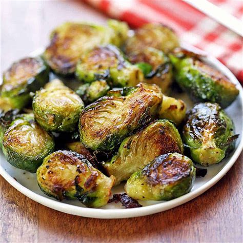 roasted-brussels-sprouts-healthy-recipes-blog image