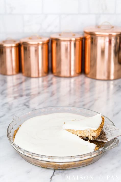pumpkin-cheesecake-with-sour-cream-topping image
