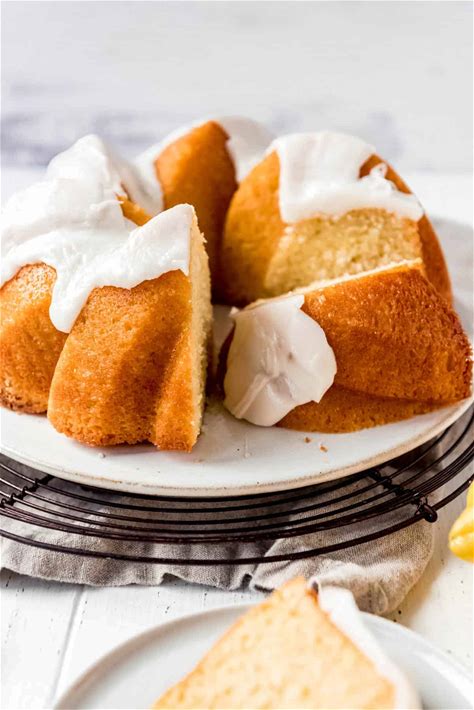 lemon-bundt-cake-house-of-nash-eats image
