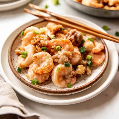 honey-walnut-shrimp-house-of-nash-eats image