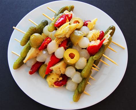 banderillas-small-bites-on-small-skewers-inspired image