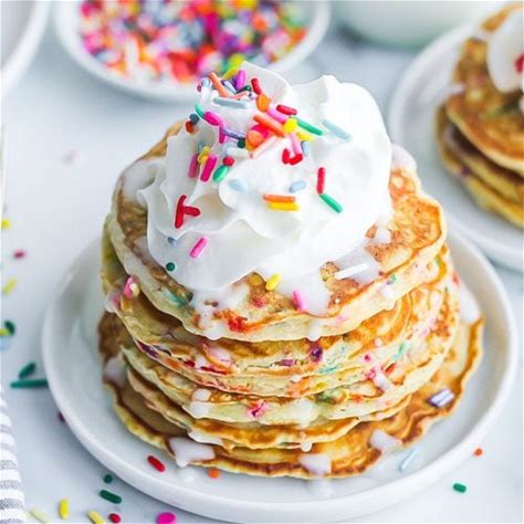 funfetti-pancakes-birthday-pancakes-easy image