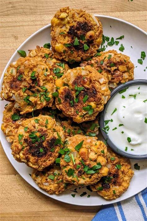 baked-falafel-with-canned-chickpeas-walktoeat image