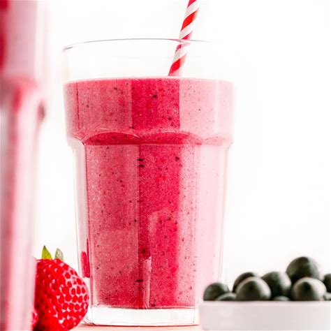 mixed-berry-smoothie-recipe-berry-delicious-mom image