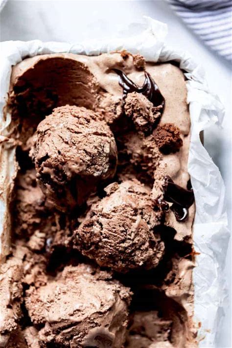 the-best-homemade-chocolate-ice-cream-house image