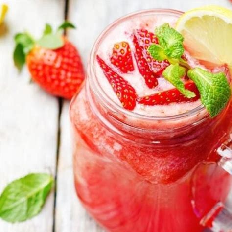 25-sweet-strawberry-lemon-recipes-we-adore image