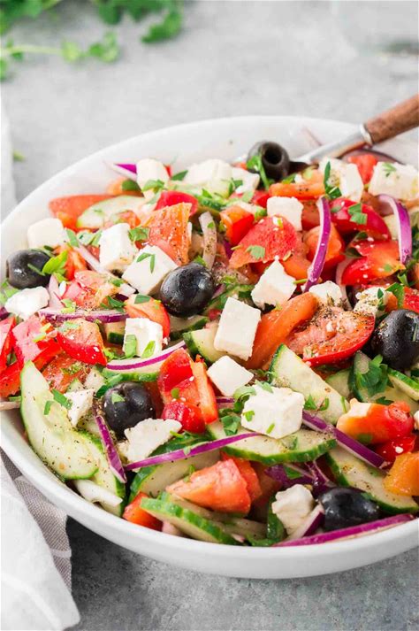 best-greek-salad-easy-mediterranean-salad image