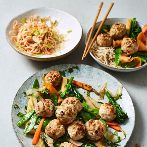 asian-style-turkey-meatballs-healthy-recipe-ww-uk image