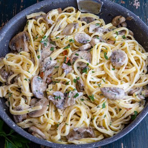 creamy-mushroom-pasta-recipe-an-italian-in-my image