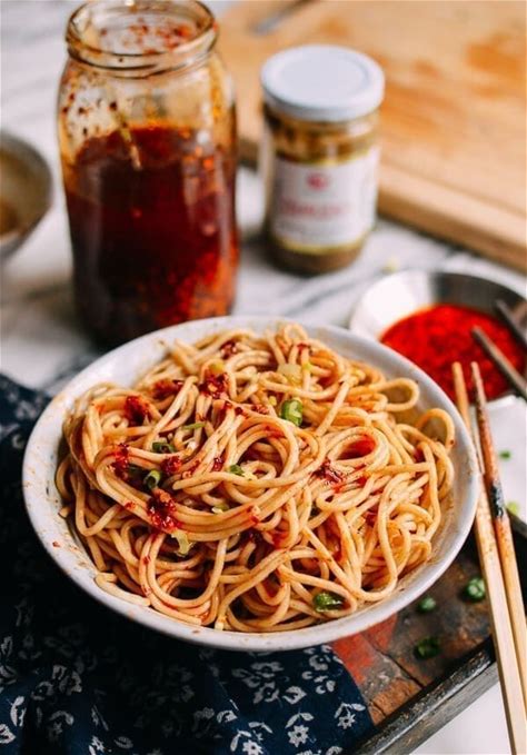 10-minute-sesame-noodles-recipe-ma-jiang-mian image