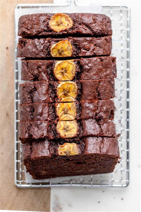 chocolate-peanut-butter-banana-bread-feelgoodfoodie image