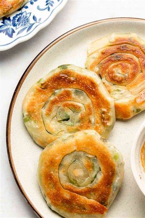 easy-scallions-pancakes-4-ingredients-okonomi image