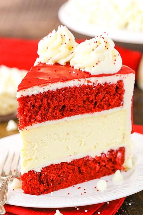 red-velvet-cheesecake-cake-classic-red-velvet image