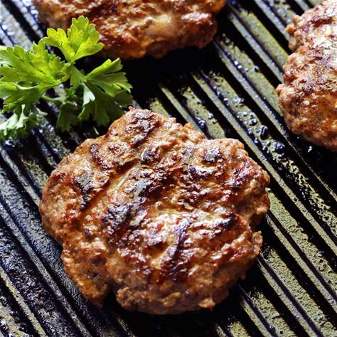 juicy-grilled-hamburgers-healthy-recipes-blog image