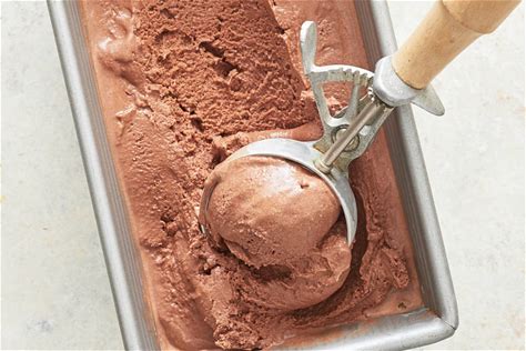 chocolate-ice-cream-recipe-no-eggs-philadelphia image