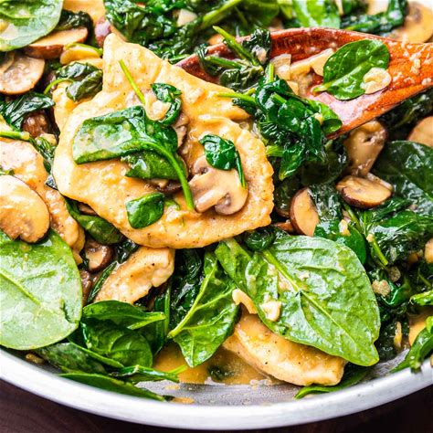 spinach-mushroom-chicken-sip-and-feast image