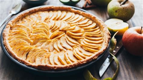apple-and-cream-tart-the-recipe-for-the-perfect-dessert image