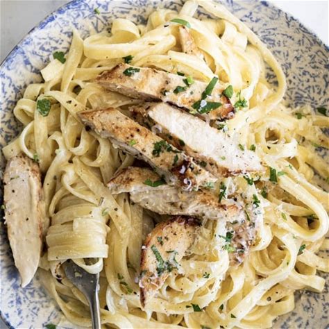 easy-chicken-alfredo-pasta-simply-delicious image