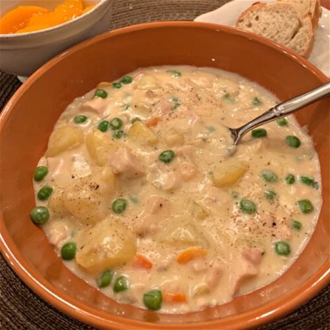 chicken-pot-pie-soup-video-the-cookin-chicks image