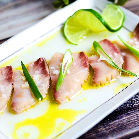yellowtail-sashimi-tiradito-3-minutes-lowcarbingasian image