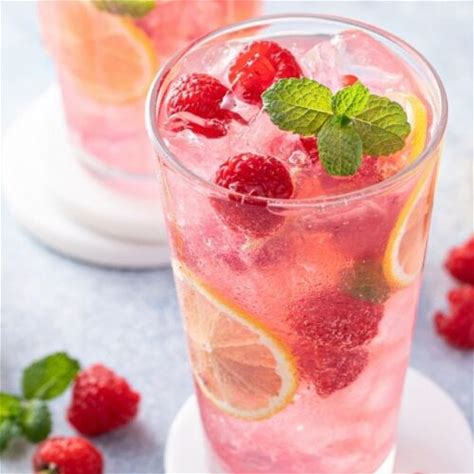 25-easy-baby-shower-punch-recipes-and-ideas image