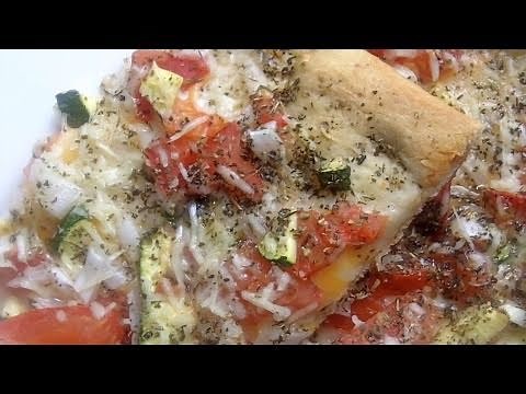 three-cheese-garden-pizza-recipe-pampered-chef image