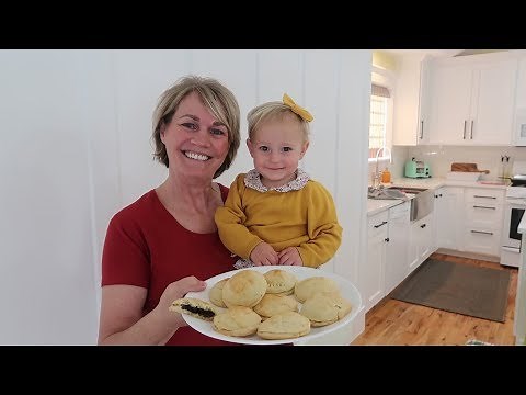 making-grandmas-raisin-filled-cookies-youtube image