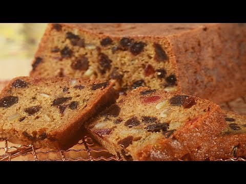 buttermilk-fruit-cake-recipe-demonstration-joyofbakingcom image