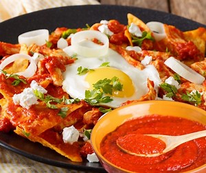 how-to-make-chilaquiles-with-el-pato-sauce-just-mexican-food image